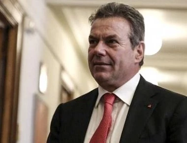 Μπερδεύτηκε ο Α. Πετρόπουλος- Μπήκε στο Μαξίμου αντί στο Προεδρικό (φωτό)